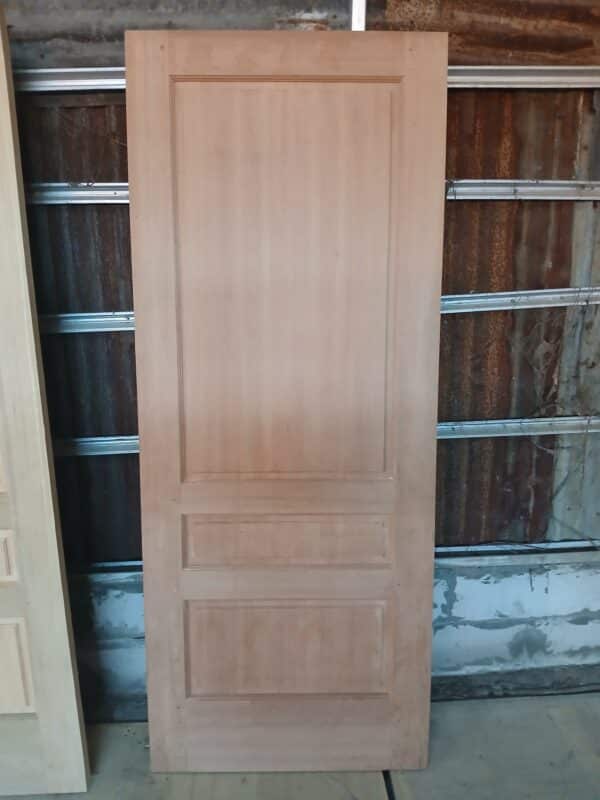 pintu kayu kamper samarinda motif klasik